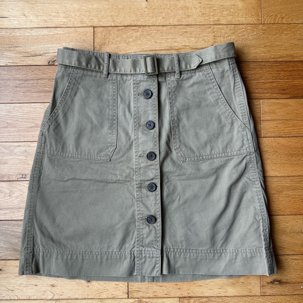 Tommy Hilfiger Tan Skirt with Belt